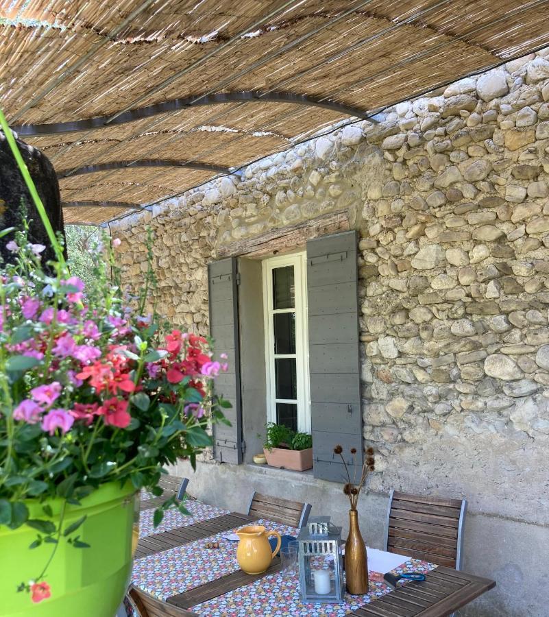 Mas Lou Parpaioun Bed & Breakfast Crestet ภายนอก รูปภาพ